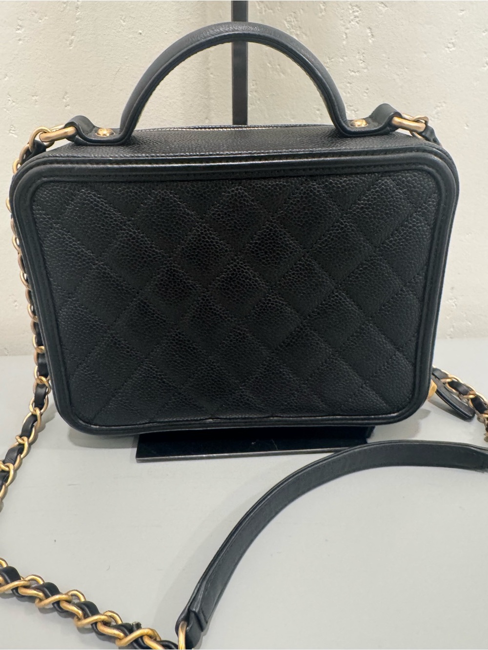CHANEL Black Caviar Filigree Quilted Vanity Crossbody with Gold Chain - Picture 4 of 8